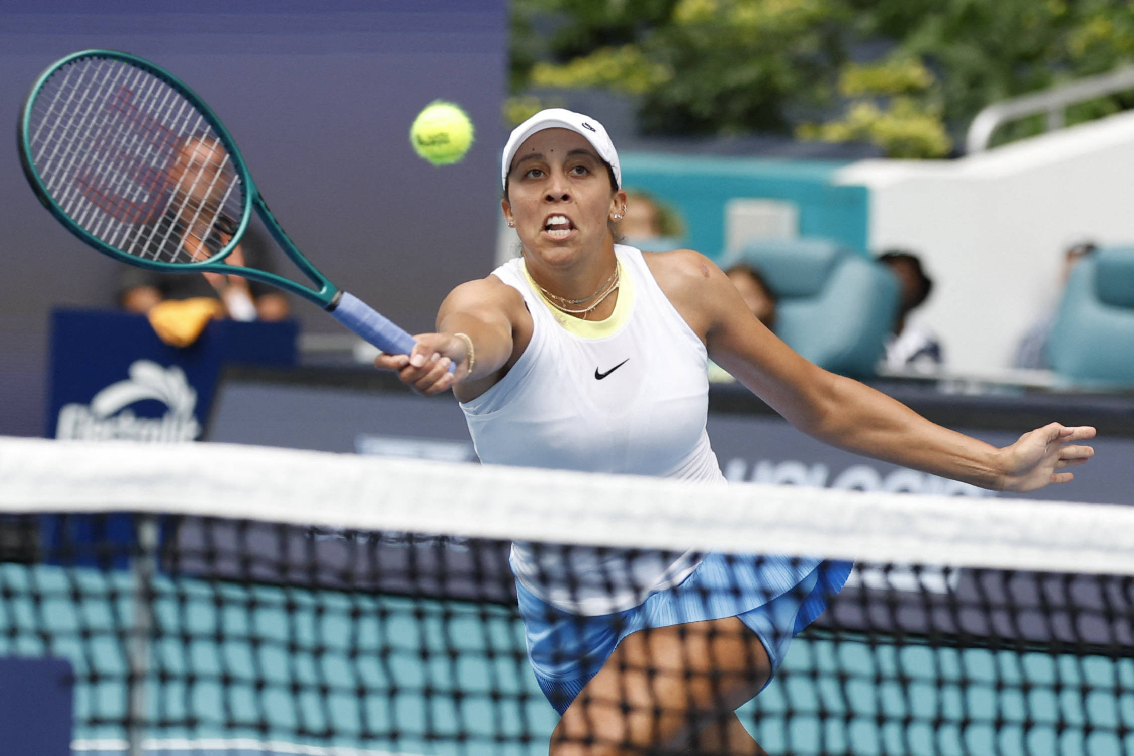 性的外线投 性的外线投